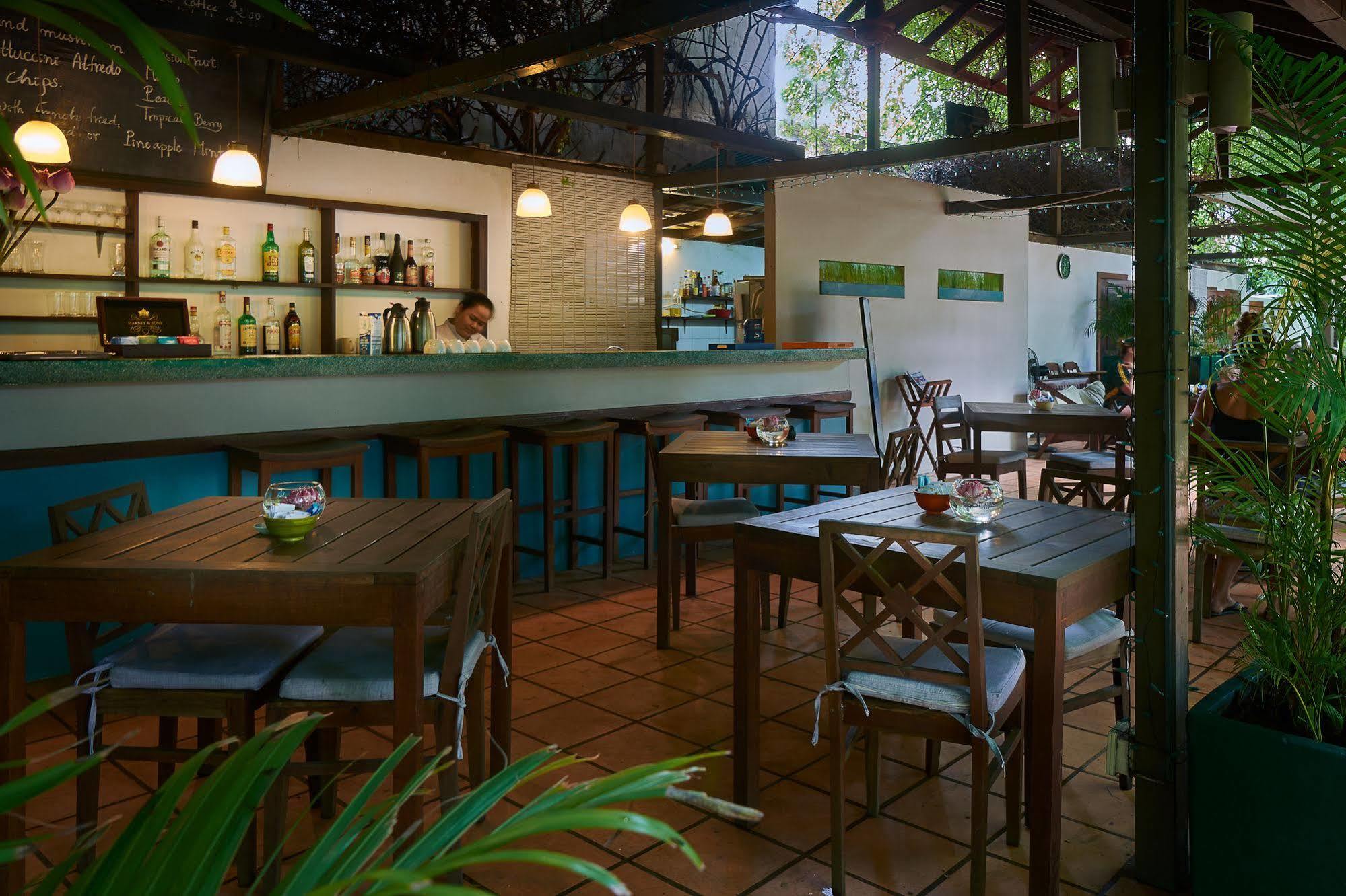 The Kabiki Hotel Phnom Penh Exterior foto
